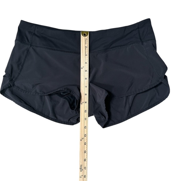 Lululemon Speed Short *4-way Stretch 2.5" in Black, Size 10 W7578S - Picture 9 of 10